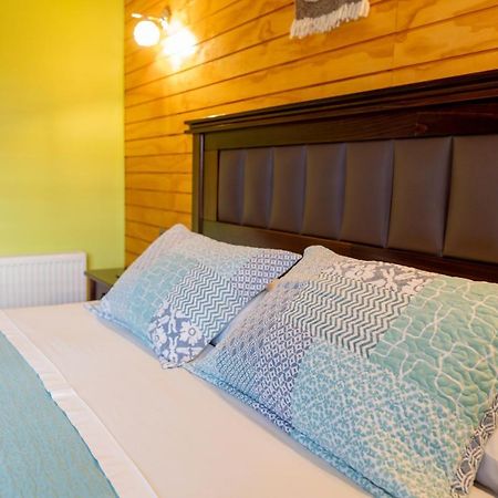 Bed and Breakfast Casa Lucy Пуэрто-Наталес Экстерьер фото