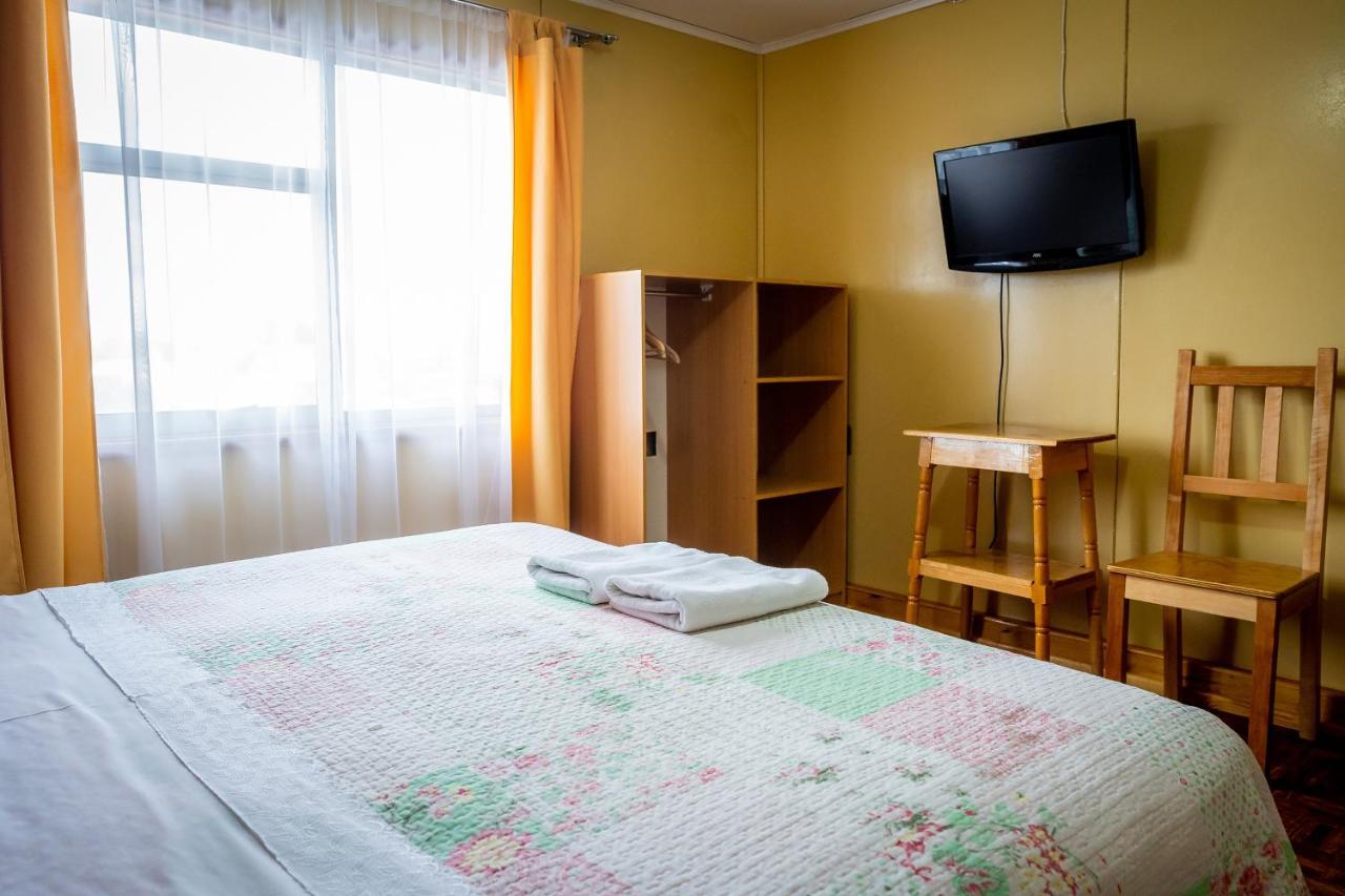 Bed and Breakfast Casa Lucy Пуэрто-Наталес Экстерьер фото