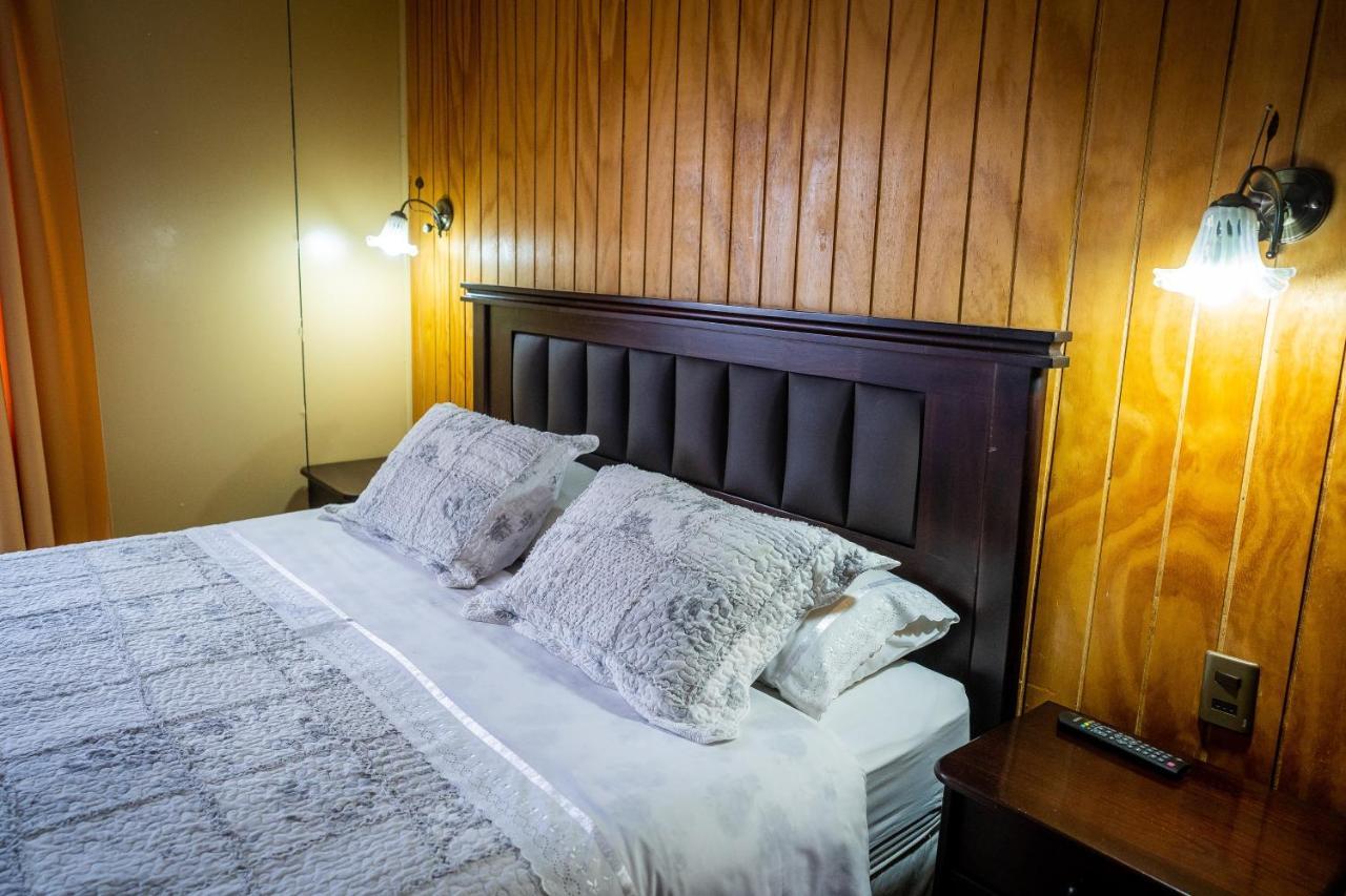 Bed and Breakfast Casa Lucy Пуэрто-Наталес Экстерьер фото