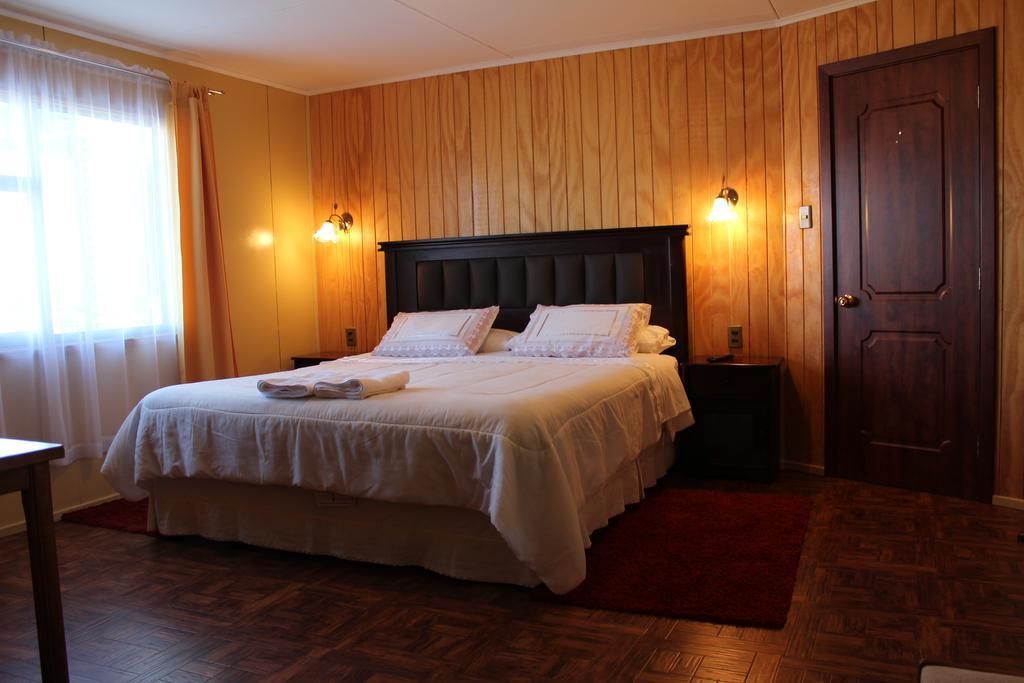 Bed and Breakfast Casa Lucy Пуэрто-Наталес Экстерьер фото